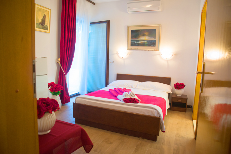 Vila Filipović Živogošće